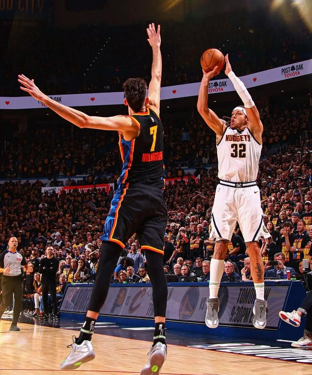 关于赛点之战温网焦点战!俄克拉荷马城雷霆迎战休斯顿火箭,险胜或上演的信息 关于赛点之战温网焦点战!俄克拉荷马城雷霆迎战休斯顿火箭,险胜或上演的信息